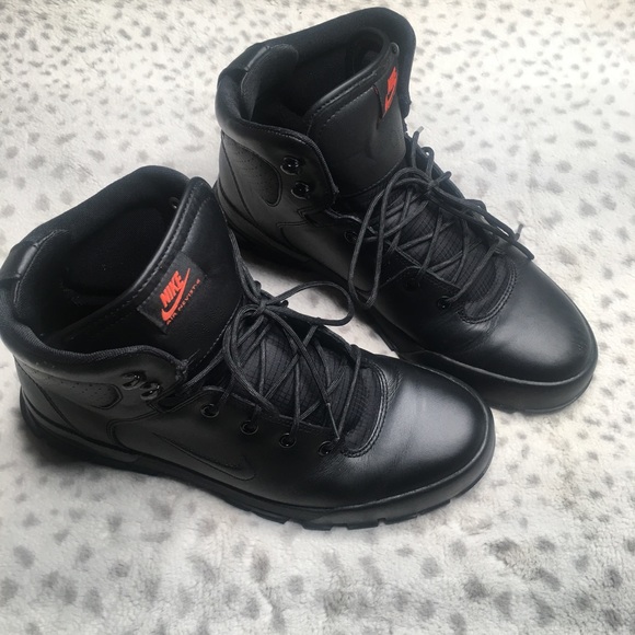 nike air nevist 6 acg mens boots